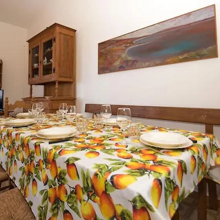 Casa A 100 Metri Dalla Кала-Либеротто