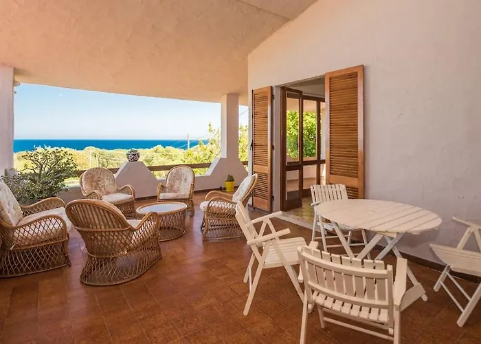 Casa A 100 Metri Dalla بيت للعطل *