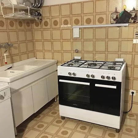 Casa A 100 Metri Dalla